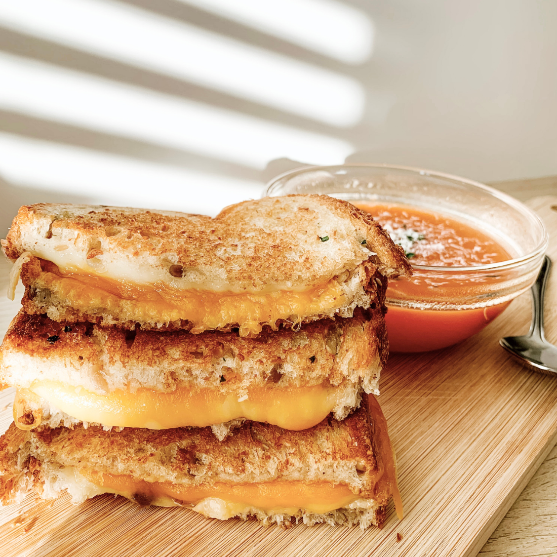 Grilled Cheese Image 1 
