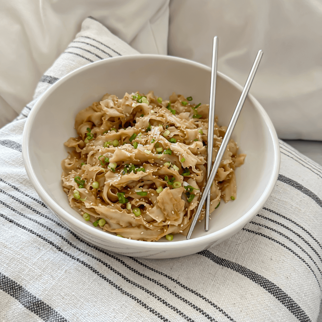 Sesame Garlic Ramen Noodles