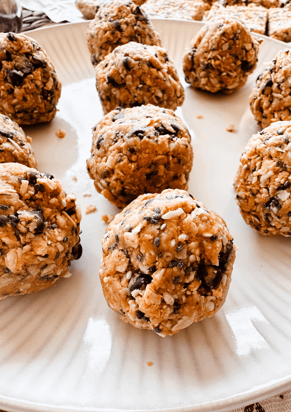 Peanut Butter Coconut Energy Balls 