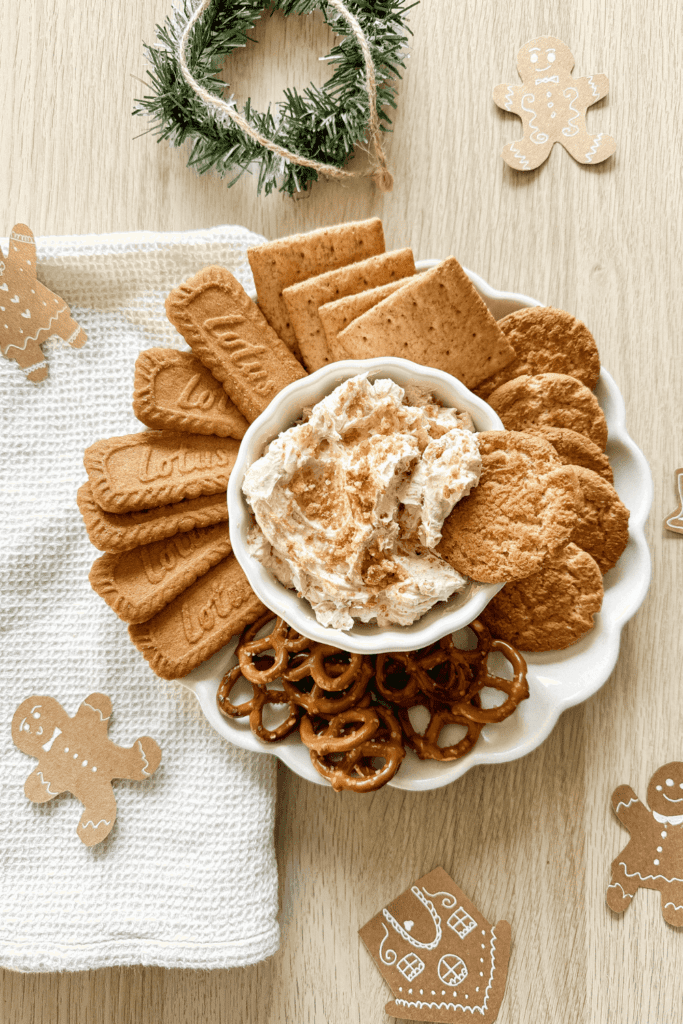 Gingerbread Cheesecake Dip - Lynn Mumbing Mejia - Pin 1